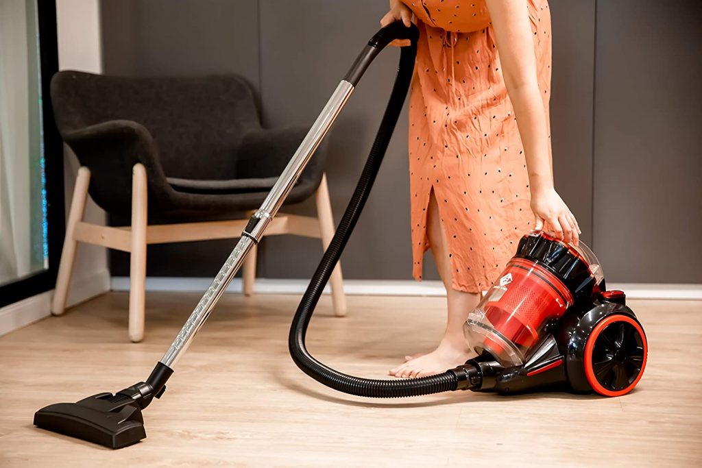 Family Care FCVC700M – Aspirateur efficace, sans sac et fonctionnel à un prix très abordable 1 Soins familiaux FCVC700M