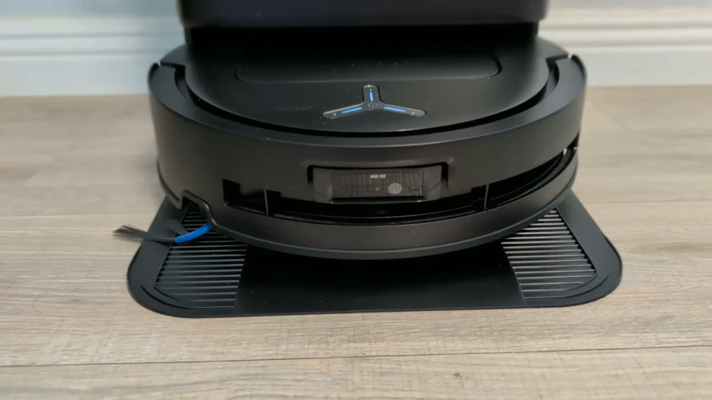 Guide pratique 2025 : aspirateurs robots adaptés aux poils d'animaux 36 Test complet de laspirateur robot ECOVACS DEEBOT T80 OMNI