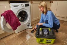 Avis Aspirateur Eau et Poussière Ryobi RV1811 – Puissant et Polyvalent