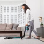Avis sur l’Aspirateur balai sans fil Shark IZ201EUT : Performance et Praticité